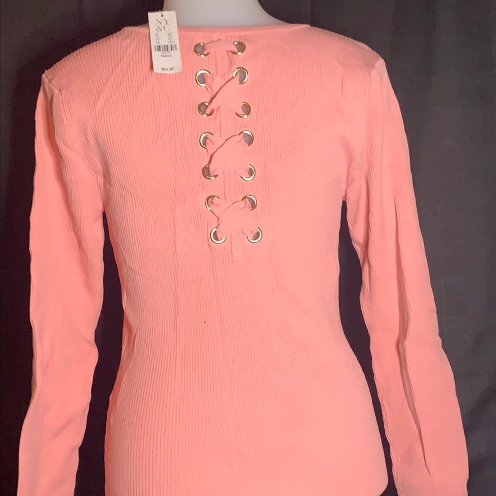 New York & Company scoop neck bodysuit